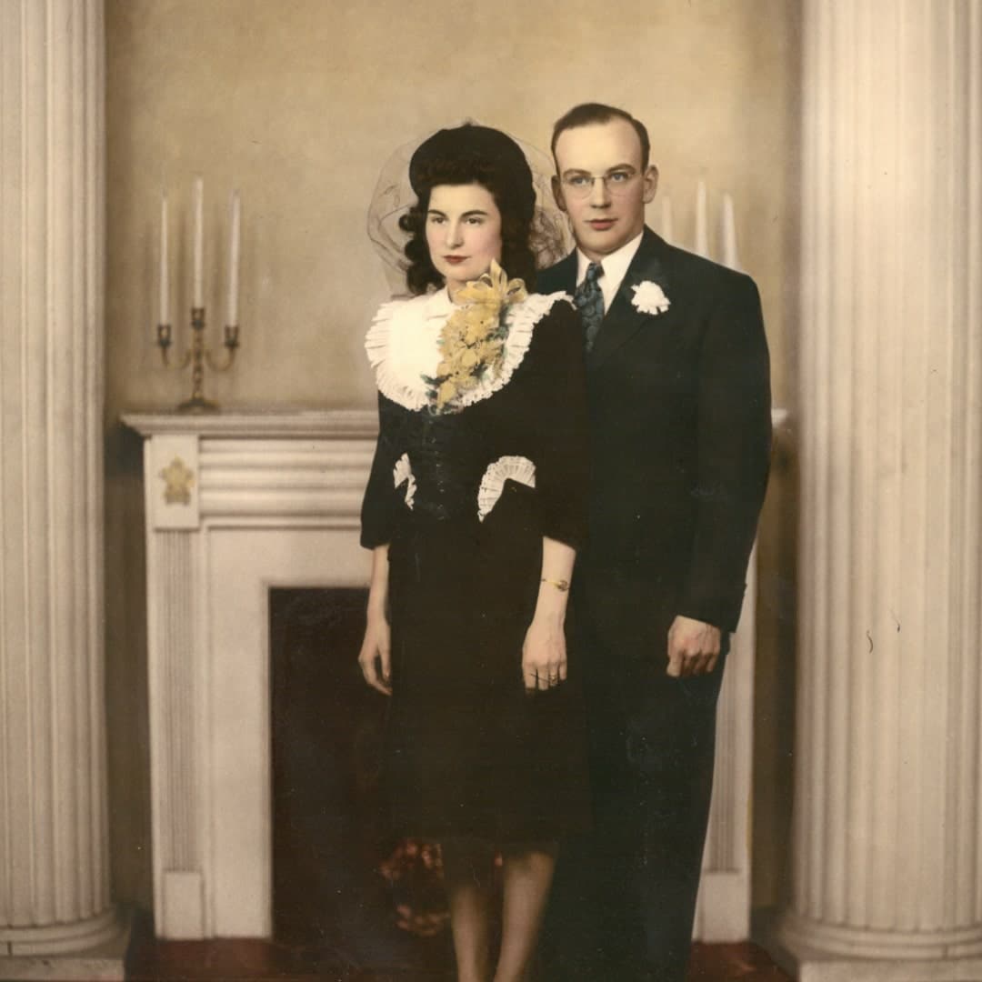 Antique picture of Lily with her husband